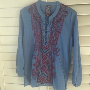 Johnny was blue long sleeve blouse